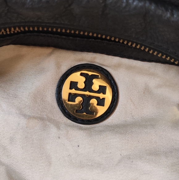 ❌Sold❌Tory Burch Twoway Bag. - Picture 9 of 16